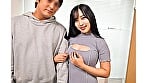 「愛し合う夫婦が残したいメモリアルヌードフォト」と題された雑誌の特集だと妻を騙し、絶倫チ○ポ男と素肌密着偽撮影会で寝取られ検証!!VOL.4 旦那よりも若くてカチカチに反り返ったチ○ポがマ○コまで1cmに超接近して奥さん急激欲情!?旦那が近くにいるにも関わらず生中出し!!13発 4