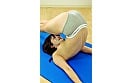 THE CAMEL YOGA ~mansuji~接写フェチ動画 -如月ゆの- 13