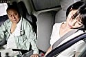 配送中NTR 既婚ベテランドライバーの配送に付いて回るうち車中でおそわれてしまった新婚人妻 宮島めい 2