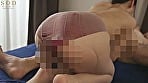 「僕は、彼女がハメられている所が見たい。」同僚が仕込んだ絶倫マッサージ師に不本意にイカされ突かれる姿を録画された美人OL。 斉藤帆夏 15