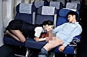 「内緒で撮った画像を見せていただけませんか？」間違えたフリしてチ○ポ画像を見せて赤面するおばさんCAは目の前で勃起チ〇ポを見せつけられても嫌じゃない VOL.2 6