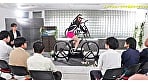 人気 AV 女優が挑戦！オシッコ我慢潮吹きアクメ自転車がイクッ！ 弥生みづき 2