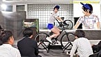 人気 AV 女優が挑戦!オシッコ我慢潮吹きアクメ自転車がイクッ! 咲野瑞希 1