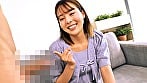 「愛し合う夫婦が残したいメモリアルヌードフォト」と題された雑誌の特集だと妻をナンパし、絶倫チ○ポ男と素肌密着偽撮影会で寝取られ検証!!旦那よりも若くてカチカチに反り返ったチ○ポがマ○コまで1cmに超接近して奥さん急激欲情!?絶対に旦那には内緒の生中出し!!8発~ガチナンパ編~ 10