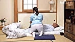 デカ尻爆乳のド淫乱アラサー介護士（1）～父親の介護そっちのけで息子の絶倫チンポと激ピスSEX 1