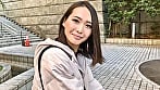 イチャラブ不倫 笑顔の奥に秘めた情熱が高ぶりを抑えられず他人棒でイき狂う!精子欲しさに時間いっぱいハメ続けて痙攣絶頂! 三池小春 1