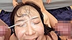 大量ぶっかけ志願 白く汚されたい変態素人妻 ゆかさん 19