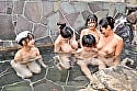 「おちんちん大きくさせてごめんね」小さいから大丈夫だろうと女湯に一緒に入った甥っ子がおっぱいだらけの状況にフル勃起！慌てた叔母さんがこっそり抜いてくれました VOL.2 甥っ子大好きな独身美乳叔母さん Gカップ 4