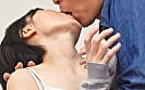 隣の部屋で子供が寝てるのに・・・人妻さんとイチャイチャハメ撮り不倫 2 1