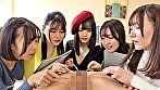写生に夢中!?美人揃いのデッサン教室にバイトへ行ったら、まさかのヌードモデル!?アソコをじぃ~~っと観察されてるうちに勃起してるのがバレてしまい、射精させられてしまうボク 3