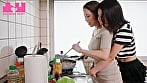 え！？上からおっぱいが降ってきた！？？2段ベッドの上から零れ落ちる爆乳を揉みながら愛を育む夜のレズ性活 谷あづさ 二宮和香 15