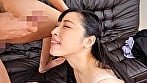 顔面に貼りつく新鮮ザーメン!!センズリ鑑賞に来た素人妻に突然顔射!2 11