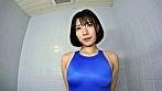 宮城りえ 濡れてテカってピッタリ密着 神競泳水着 可愛い女子の競泳水着姿をじっとりと堪能！着替え撮影から始まり貧乳から巨乳にパイパン、ハミ毛、ジョリワキ等のフェチ接写やローションソーププレイや競泳水着ぶっかけ等を完全着衣で楽しむAV 8