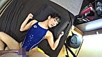 池上乙葉 濡れてテカってピッタリ密着 神競泳水着 可愛い女子の競泳水着姿をじっとりと堪能!着替え撮影から始まり貧乳から巨乳にパイパン、ハミ毛、ジョリワキ等のフェチ接写やローションソーププレイや競泳水着ぶっかけ等を完全着衣で楽しむAV 16