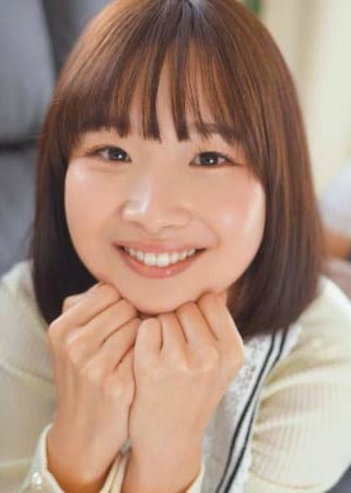 足を舐めて土下座懇願するぐらいデカチンを求める体に教育する3本番 保育士2年目 石川くるみ（22）