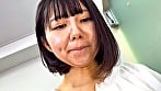 みゆりちゃんがM男に濃厚キス 20