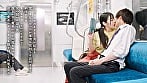 最終接吻電車 誰もいない2人きりの車内で美人お姉さんと何度もキスxキスxキス 吉澤友貴 10