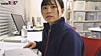 SOD女子社員 AV出演業務 制作部 中途1年目 岡島明来（24） 初客観単体SEX 平日昼間社内連れ回し声ガマンSEX おもちゃオナニー イカされまくり初4P 公開全裸挨拶 2