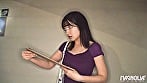 『高学歴JDがブラックテープランウェイチャレンジで目指せ！芸能界☆』笑顔が眩しいスレンダーJDが挑戦でノリノリ破廉恥ポーズ♪合格点が足りず罰ゲームで即ハメ･･･突然のデカチンピストンに不意打ち絶頂パコパコ中出し！【街角素人モニタリング♯さら♯21歳】 1