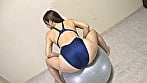 芦名ほのか 濡れてテカってピッタリ密着 神競泳水着 可愛い女子の競泳水着姿をじっとりと堪能！着替え撮影から始まり貧乳から巨乳にパイパン、ハミ毛、ジョリワキ等のフェチ接写やローションソーププレイや競泳水着ぶっかけ等を完全着衣で楽しむAV 3
