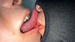 積極的で超長舌なゆいなちゃんがM男に濃厚キス 20