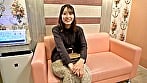 清楚な雰囲気のオナニー好き性欲旺盛娘とラブホで個撮テイの嵌め撮りセックス！ 1