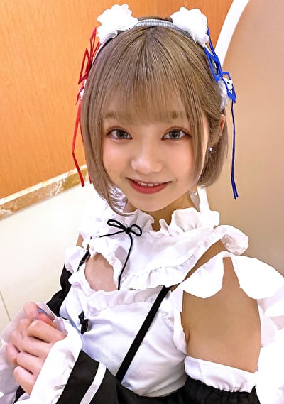 コスプレ貧乳小柄超絶美少女とイチャラブハメ撮り!