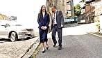 温泉街で随一の美人妻！くびれスレンダー社長夫人の寝取られ中出し性交 5