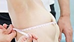 男子にバレるかな？つるぺた姉妹のなりきり健康診断 ビンカンなところを触られてもガマンしてたのに･･･ 5