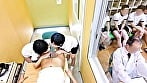 男子にバレるかな？つるぺた姉妹のなりきり健康診断 ビンカンなところを触られてもガマンしてたのに･･･ 13