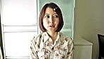 【個人撮影】浅桜エリの舌ブラシで「汚舌苔」採取 1