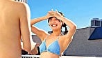 夏のビーチで声をかけた素人水着美女が初めての大量顔面ぶっかけ！夏の太陽よりも熱い溜まりにたまった濃厚精子を浴びせられて髪・顔・身体まで精子でべっとり！ニオイたつチ○ポ汁に火照ってしまった素人娘はついついザーメンまみれ中出しセックスに！ 1